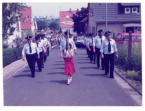 1982 - 80 Jahre Blasmusik - Festzug - Feuerwehr